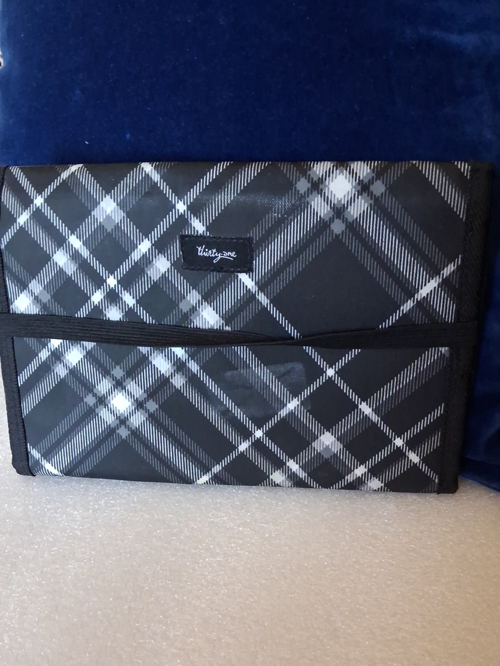 thirty-one Black and White Plaid Laptop Folio Sleeve